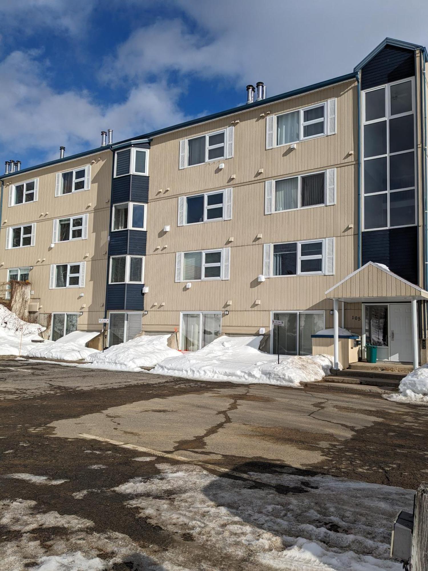 Bienvenue Chez Alice Et Daniel Apartamento Saint-Ferreol-les-Neiges Exterior foto